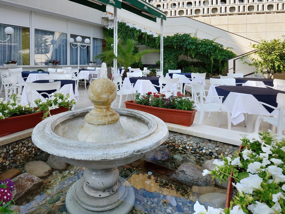 Augusta Spa Hotel Hisarya Exterior foto